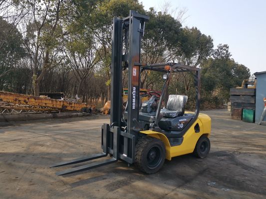 사용 된 일본 코마쓰 FD30-16 FD25 FD30T-16 FD30 2.5톤 3톤 5톤 디젤 포크리프트