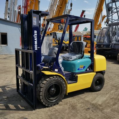 1200mm 포크 길이 코마쓰 FD30-14 3TON 레스토랑 중고용 포크리프트 2단계 3단계