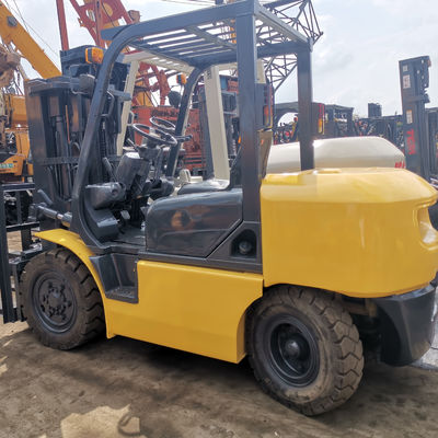 건축물 상점에서 가장 좋은 선택 사용 된 코마쓰 포크리프트 FD25 FD30 FD40 FD50
