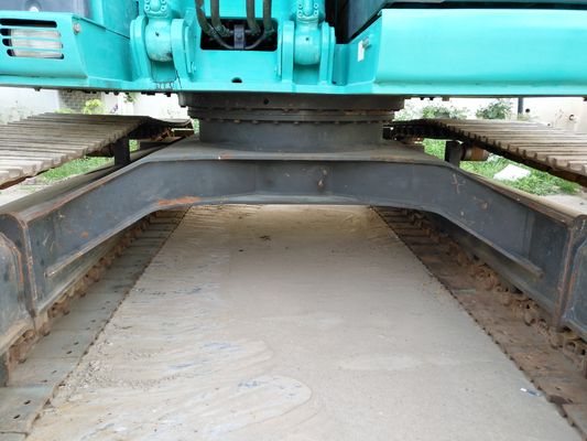 3 톤 명목 부하 용량 원형 수압 밸브 사용 된 Kobelco SK135 크롤러 발굴기