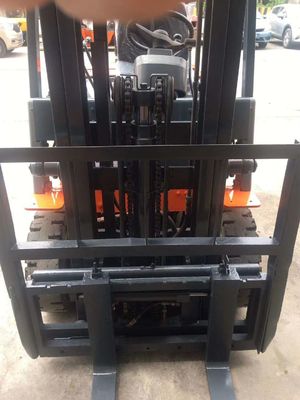1800kg 사용 된 HELI CPCD18 1.8톤 디젤 포크 픽터