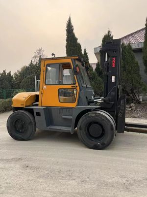 사용 된 TCM FD80 디젤 포크 릭트 CE 4.5m 리프트 높이 6m/s 속도 우수한 상태