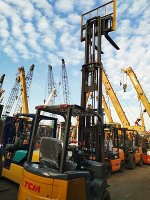 1500kg 무게 TCM FB15 1.5 TON 전기 포크리프트 Isuzu 엔진과 CE 마크
