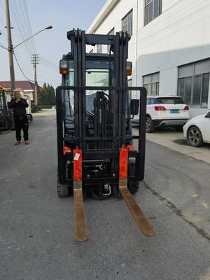 1.5 톤 수압 팔레트 올리기 트럭