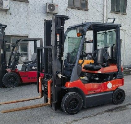 1.5 톤 수압 팔레트 올리기 트럭