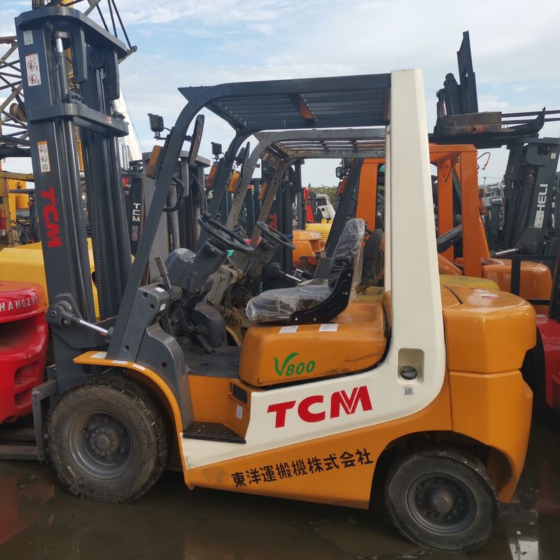 2500kg 무게 사용된 TCM 포크리프트 FD25T6 2.5톤 일본 원본 상태