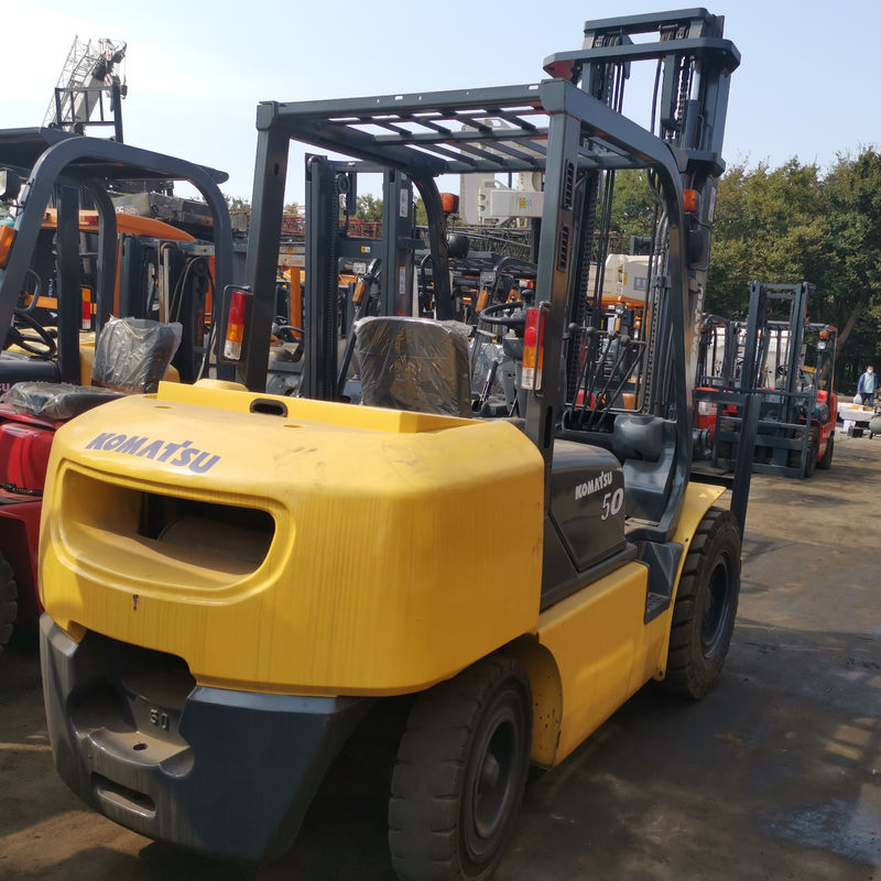 일본 코마쓰 5T FD25 FD30T-16 디젤 포크크리프트 전체 차원 2.7*1.2*2.1m